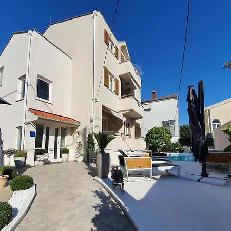 Calypso Royal Apartament *