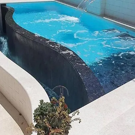 公寓 Calypso Royal