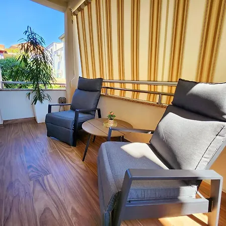 Calypso Royal شقة *