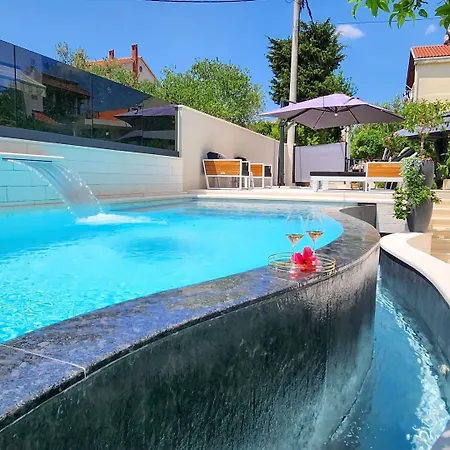 公寓 Calypso Royal