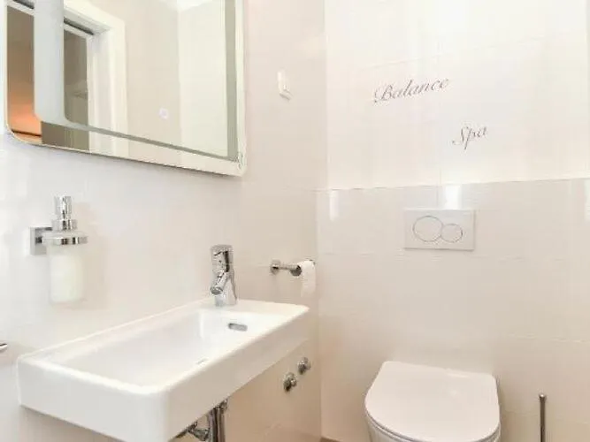 Calypso Royal 아파트 *