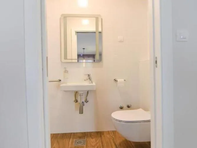 Calypso Royal 아파트 *