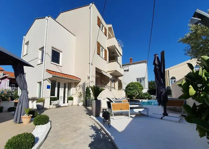 Calypso Royal 아파트 자다르