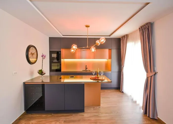 Calypso Royal 아파트