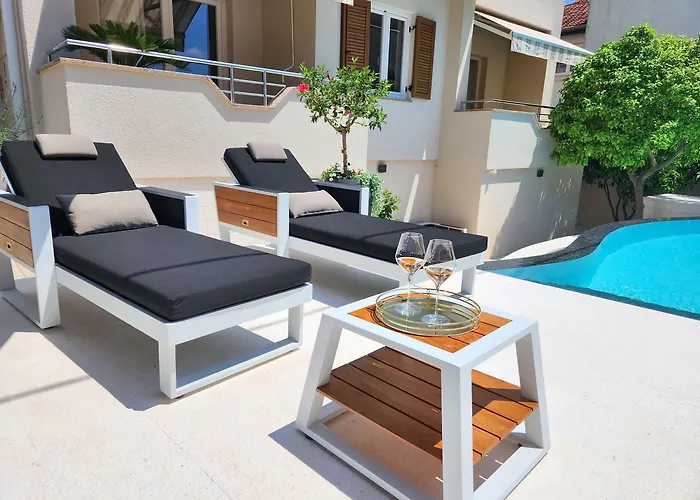 Calypso Royal 아파트 *